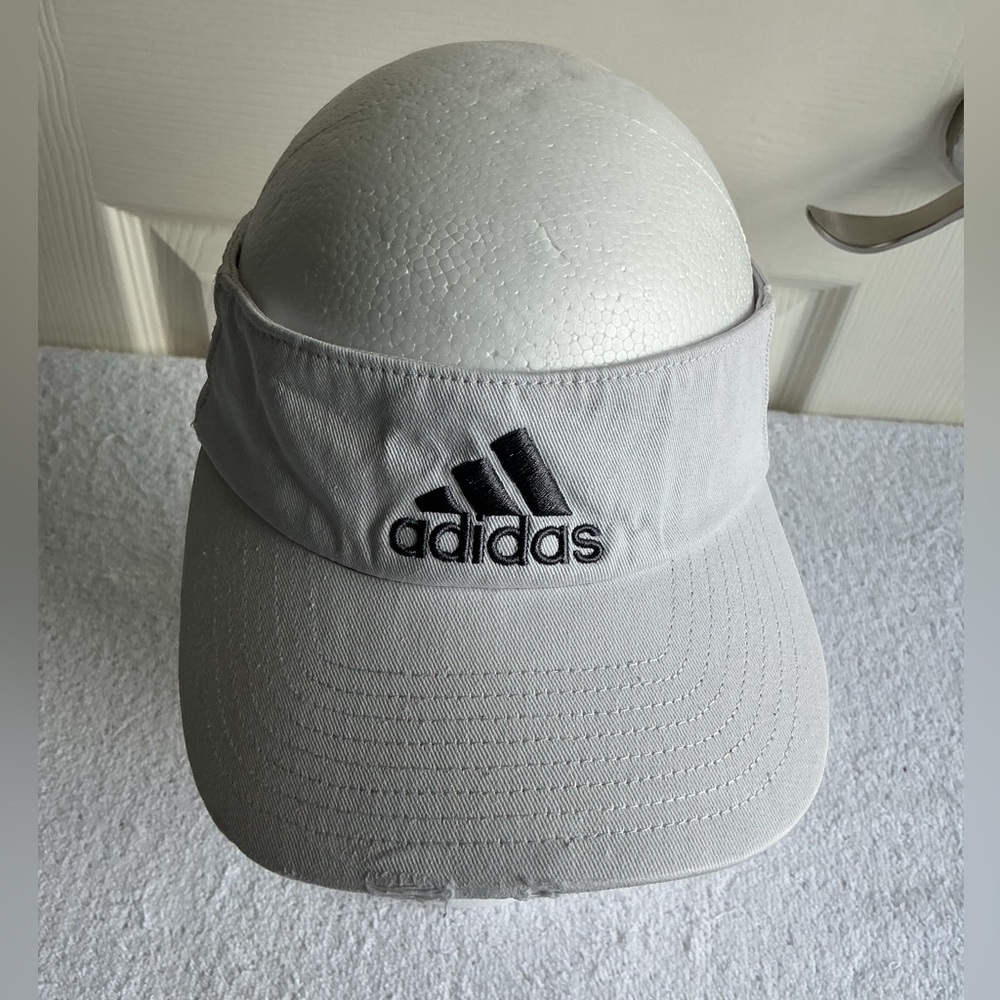 Adidas Light Gray Sports Visor r